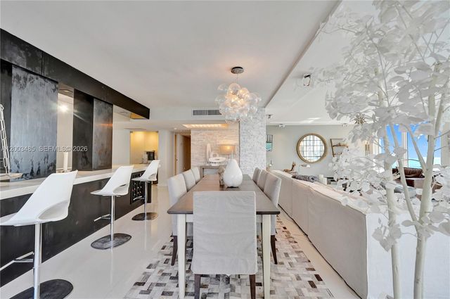 2751 S Ocean Drive 908S, Hollywood, FL 33019