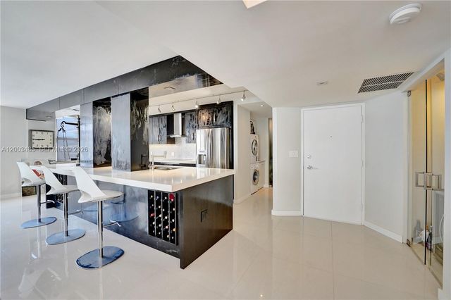 2751 S Ocean Drive 908S, Hollywood, FL 33019
