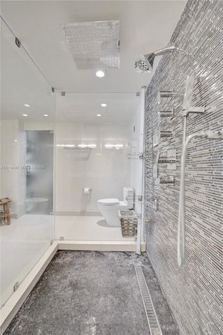 2751 S Ocean Drive 908S, Hollywood, FL 33019