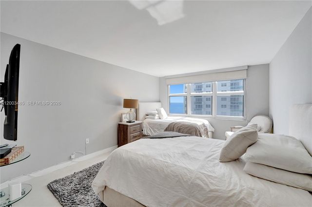2751 S Ocean Drive 908S, Hollywood, FL 33019