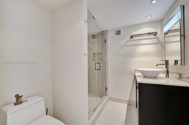 2751 S Ocean Drive 908S, Hollywood, FL 33019