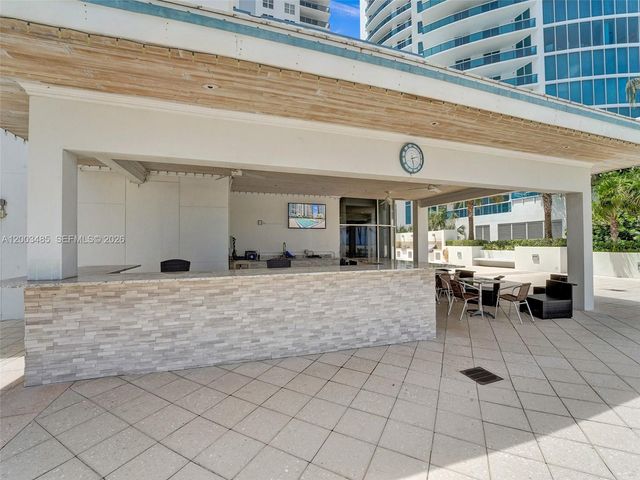 2751 S Ocean Drive 908S, Hollywood, FL 33019