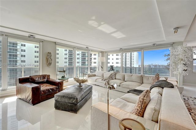 2751 S Ocean Drive 908S, Hollywood, FL 33019