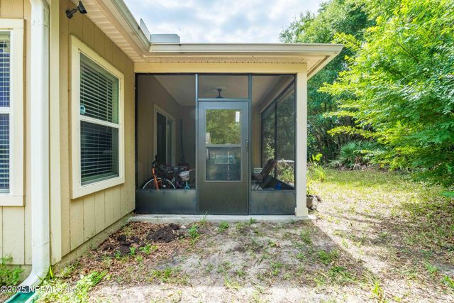 300 E AUBURN OAKS Road E, Jacksonville, FL 32218