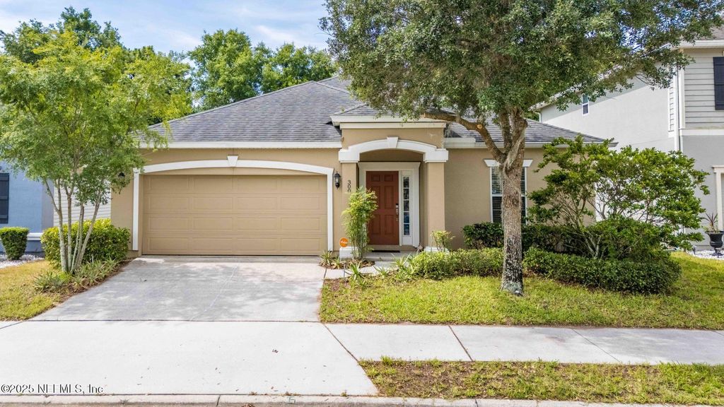 300 E AUBURN OAKS Road E, Jacksonville, FL 32218