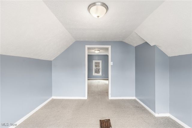 594 Columbia Avenue, Akron, OH 44310