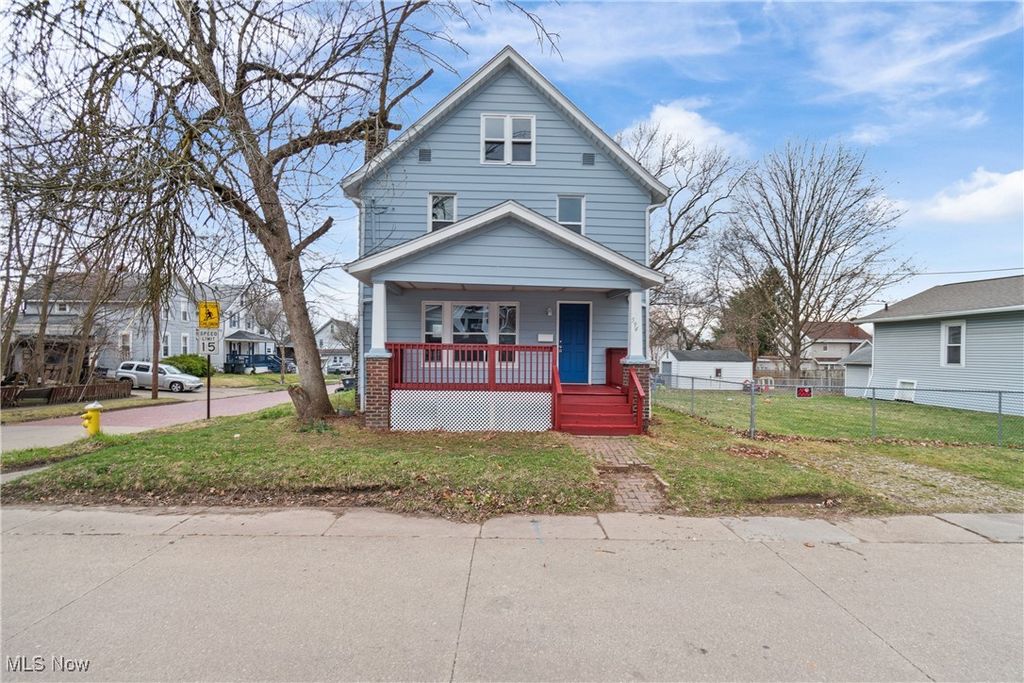 594 Columbia Avenue, Akron, OH 44310