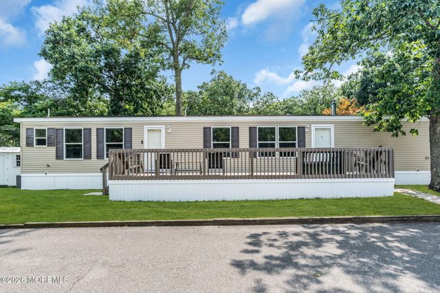 44 Marcia Memorial Circle, Jackson, NJ 08527