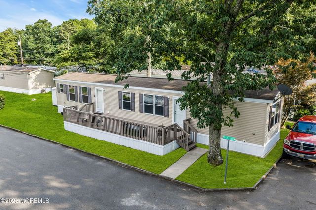 44 Marcia Memorial Circle, Jackson, NJ 08527