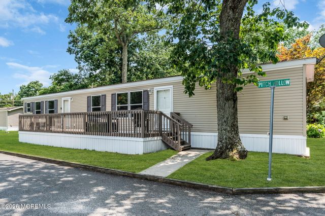 44 Marcia Memorial Circle, Jackson, NJ 08527