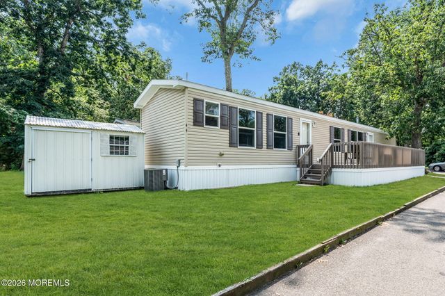 44 Marcia Memorial Circle, Jackson, NJ 08527