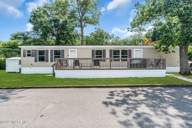 44 Marcia Memorial Circle, Jackson, NJ 08527