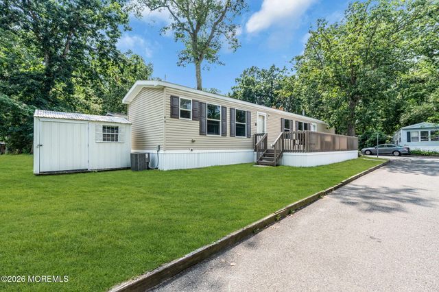 44 Marcia Memorial Circle, Jackson, NJ 08527