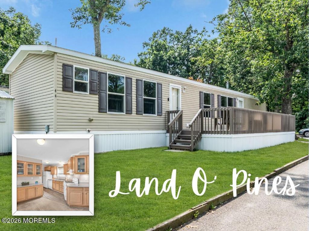 44 Marcia Memorial Circle, Jackson, NJ 08527