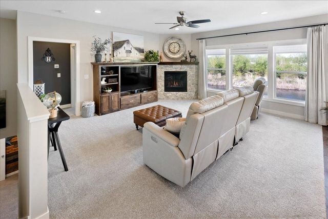 17357 Eastwood Avenue, Lakeville, MN 55044