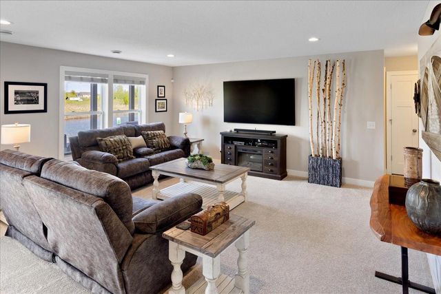 17357 Eastwood Avenue, Lakeville, MN 55044