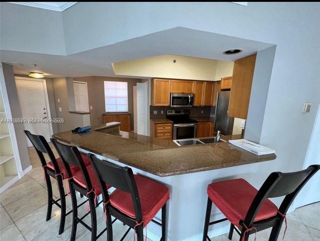 3255 NE 184th St 12511, Aventura, FL 33160