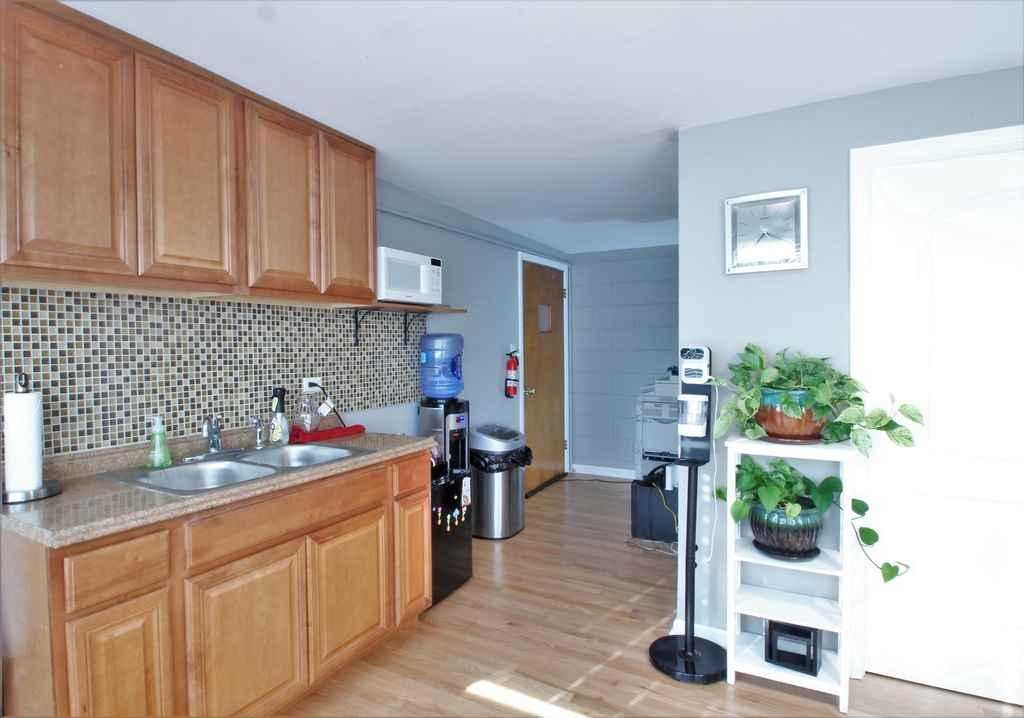 9725 S Western Avenue 2-103, Chicago, IL 60643
