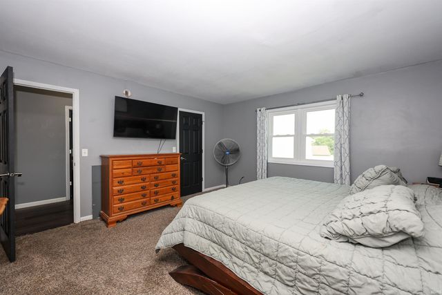 8605 Hempford Drive, Fort Wayne, IN 46819