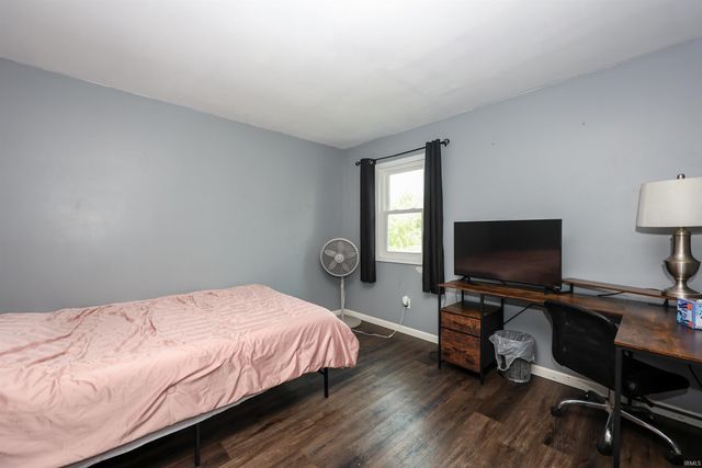 8605 Hempford Drive, Fort Wayne, IN 46819