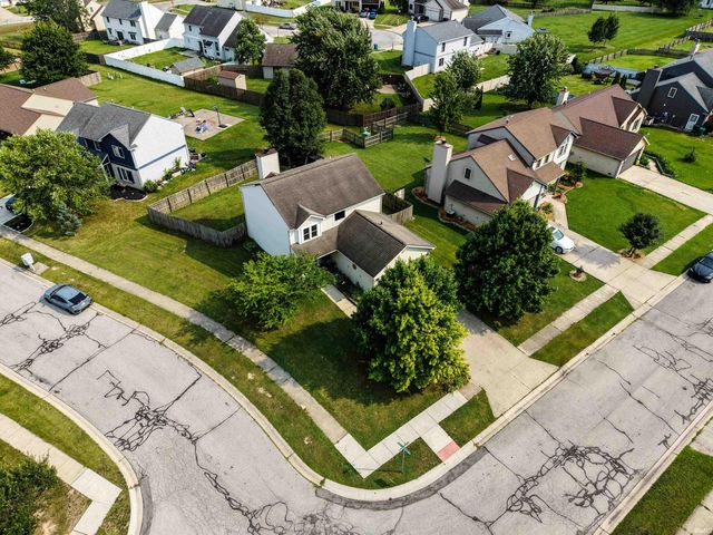 8605 Hempford Drive, Fort Wayne, IN 46819