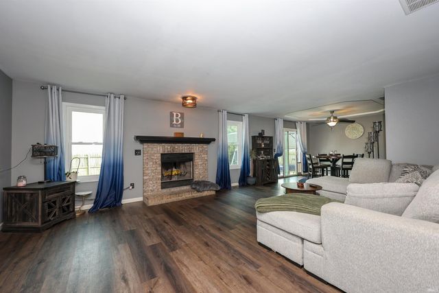 8605 Hempford Drive, Fort Wayne, IN 46819