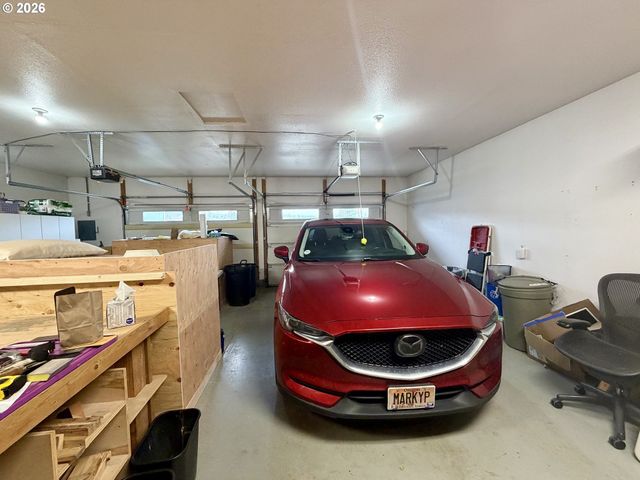 404 S COLLEGE St, Joseph, OR 97846