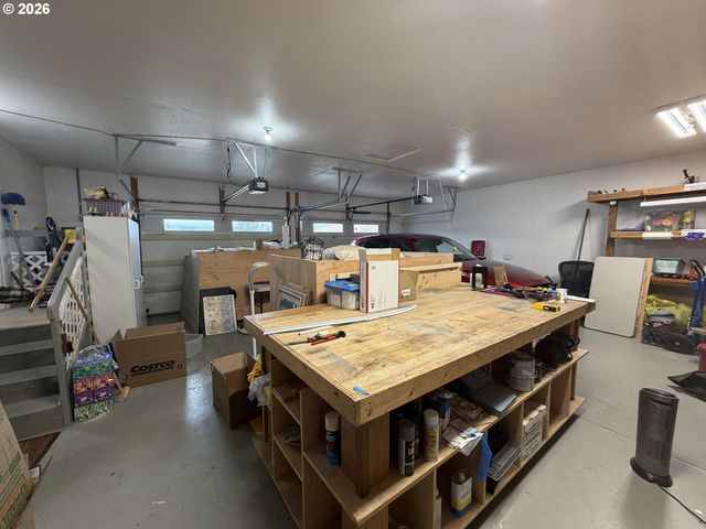 404 S COLLEGE St, Joseph, OR 97846