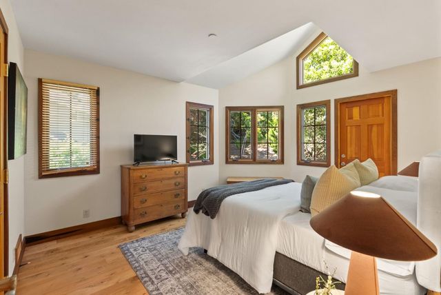 401 Avenue Del Oro, El Granada, CA 94018