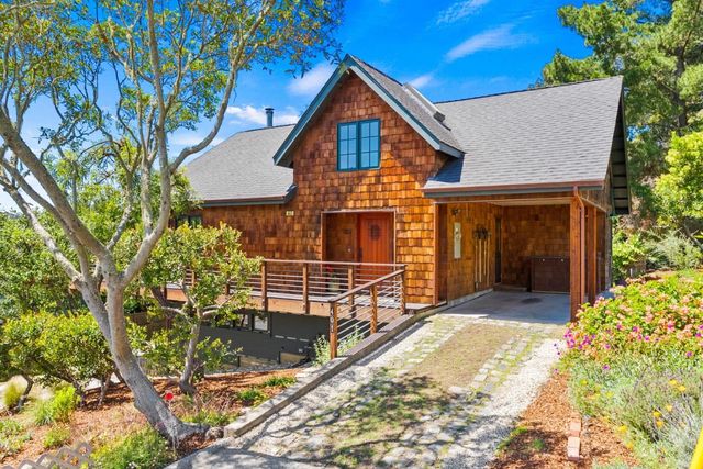 401 Avenue Del Oro, El Granada, CA 94018