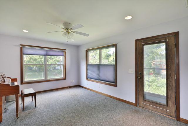 1533 Francisco Road, Columbus, OH 43220