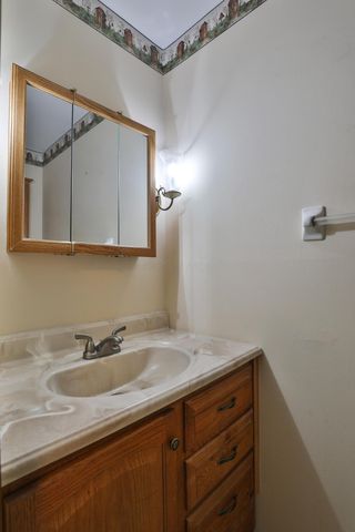 1533 Francisco Road, Columbus, OH 43220