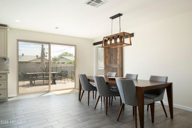 11221 N 31ST Place, Phoenix, AZ 85028