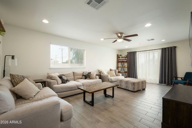 11221 N 31ST Place, Phoenix, AZ 85028