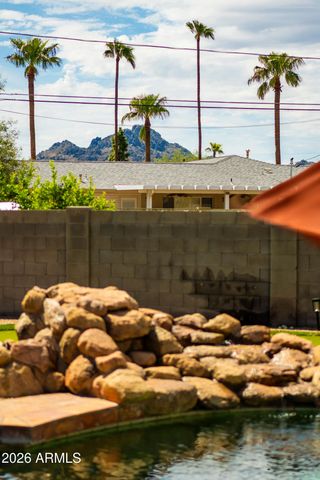 11221 N 31ST Place, Phoenix, AZ 85028
