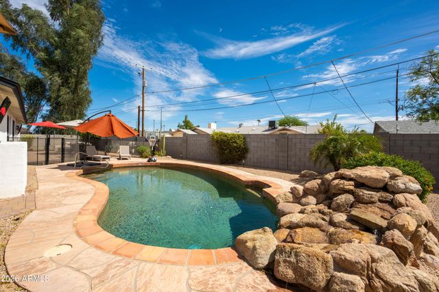 11221 N 31ST Place, Phoenix, AZ 85028