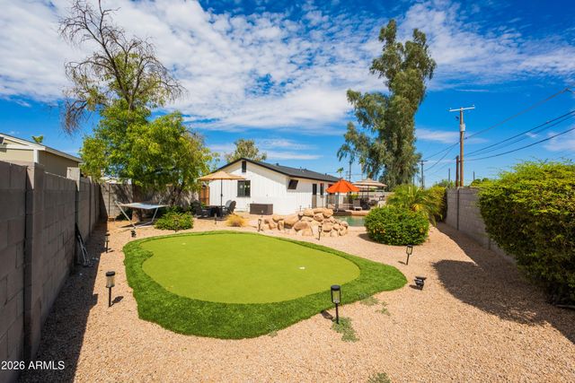 11221 N 31ST Place, Phoenix, AZ 85028