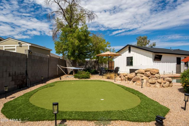 11221 N 31ST Place, Phoenix, AZ 85028