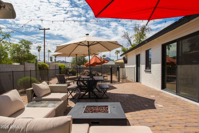 11221 N 31ST Place, Phoenix, AZ 85028