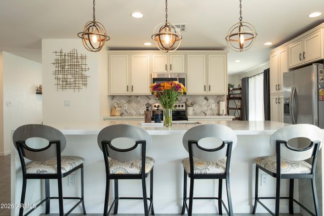 11221 N 31ST Place, Phoenix, AZ 85028