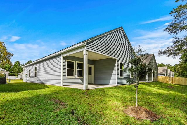 480 Castillo Dr., Loris, SC 29569