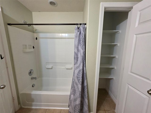 9014 Kerry Prairie Lane, Richmond, TX 77407