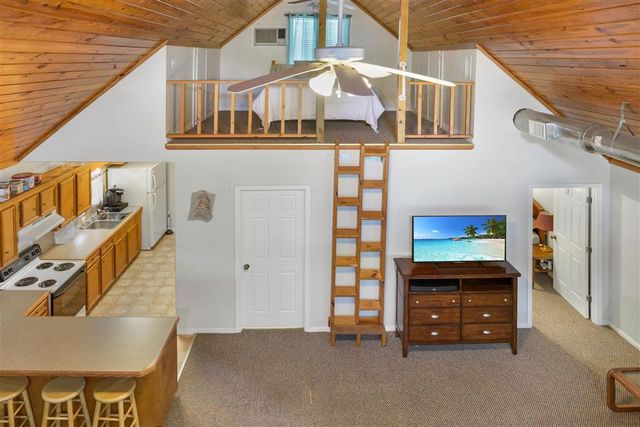 1408 Edwards Road, Westlake, LA 70669