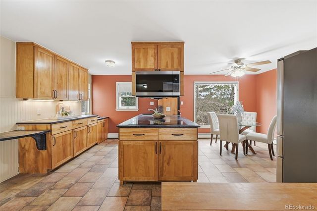 2002 W Ridge Road, Littleton, CO 80120