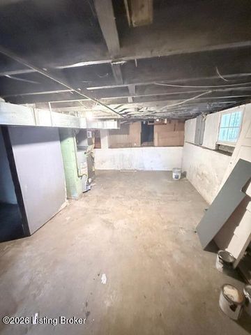 123 S 46th St, Louisville, KY 40212