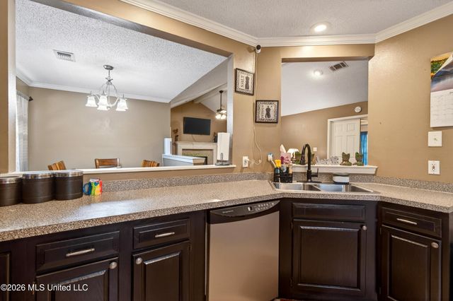 952 Kalikimaka Place, Diamondhead, MS 39525