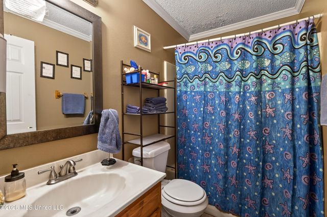 952 Kalikimaka Place, Diamondhead, MS 39525