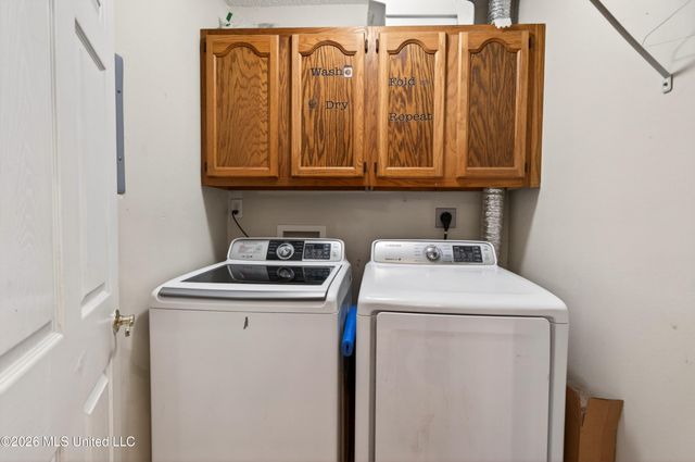 952 Kalikimaka Place, Diamondhead, MS 39525