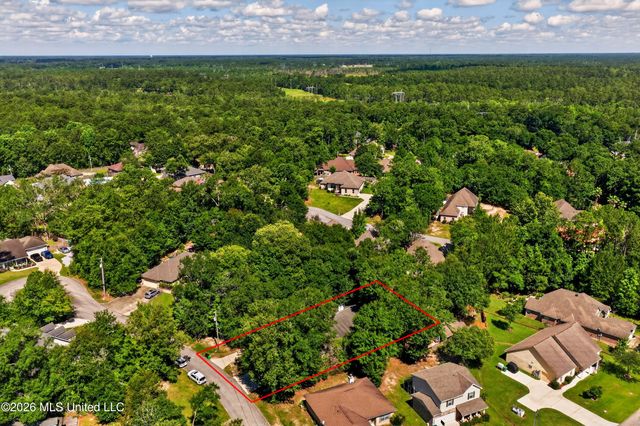 952 Kalikimaka Place, Diamondhead, MS 39525