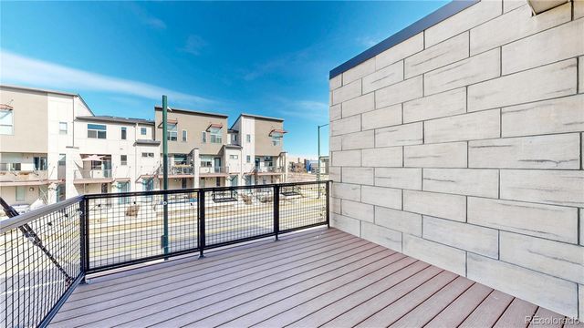 9076 E 50th Avenue, Denver, CO 80238